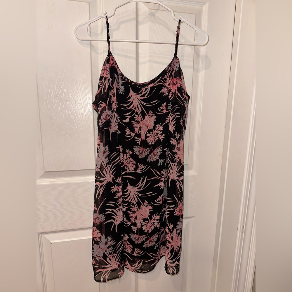 EXPRESS Flutter Sleeve Palm & Floral Dress